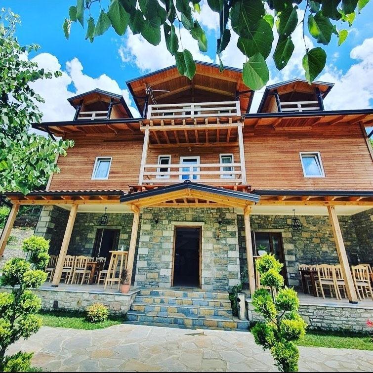 Bujtina Dini Rubik Exterior foto